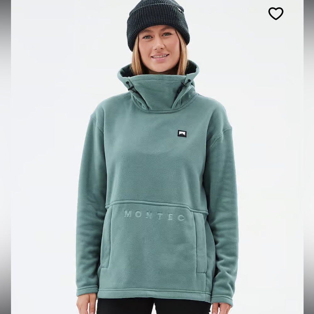 Montec Woman’s ski/snowboard/winter fleece. Size small. Worn twice